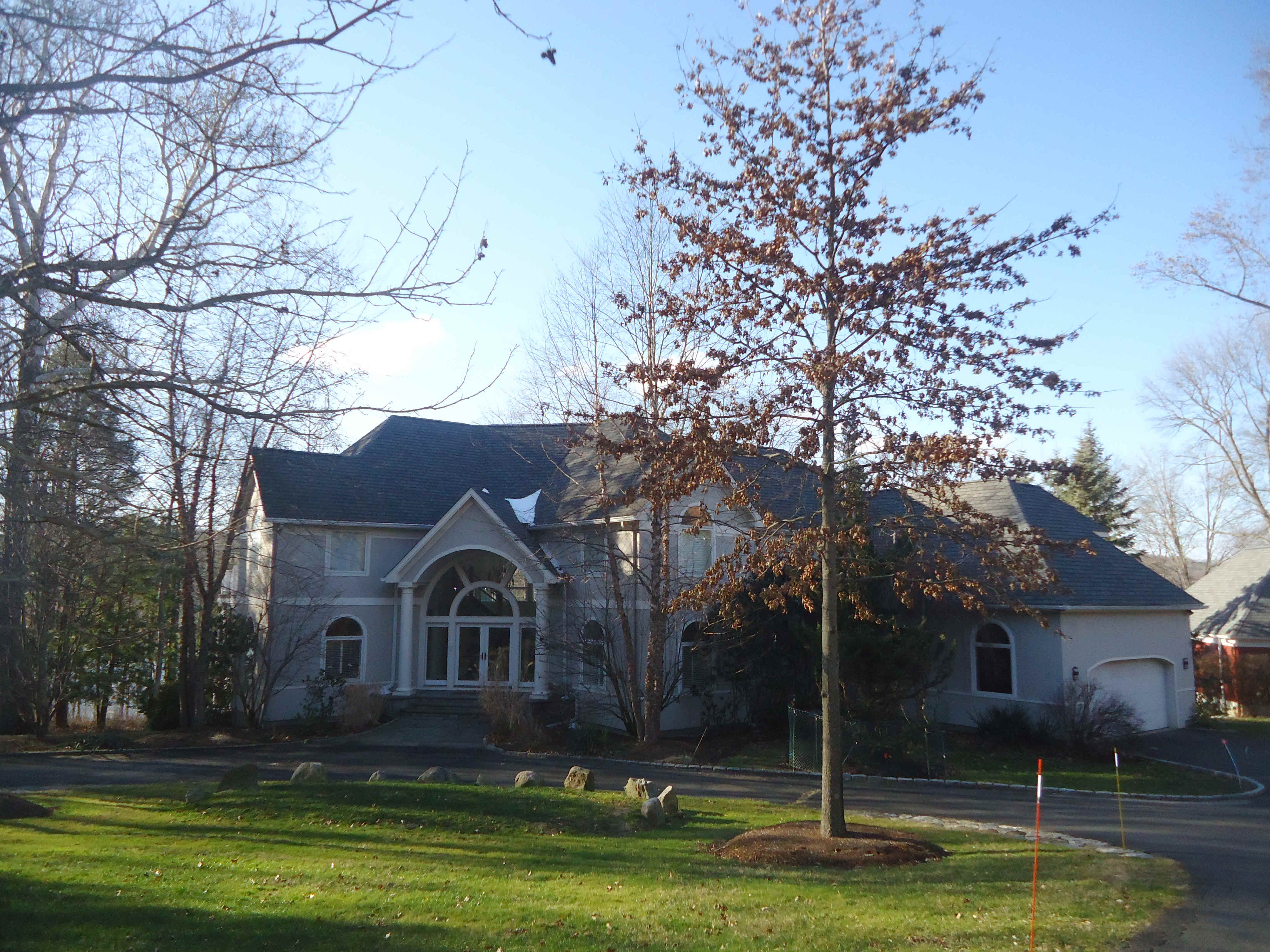 Building photograph for 5 LANDMARK DR